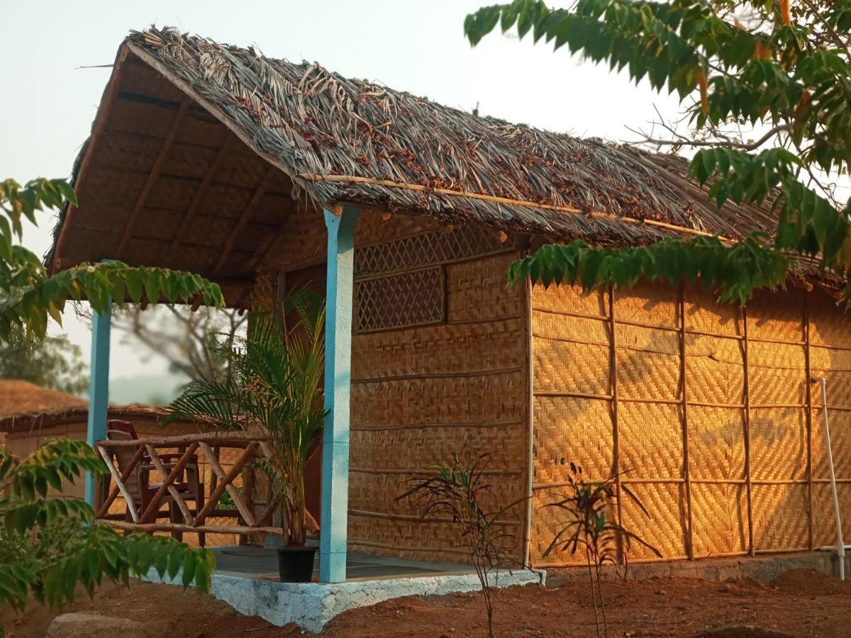 Hampi Nature Cottage Eksteriør billede