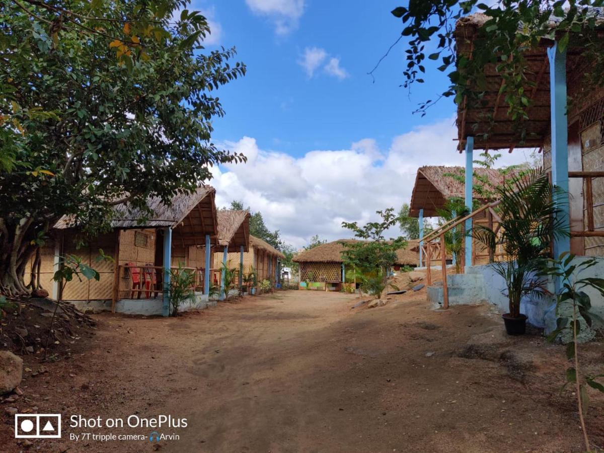 Hampi Nature Cottage Eksteriør billede