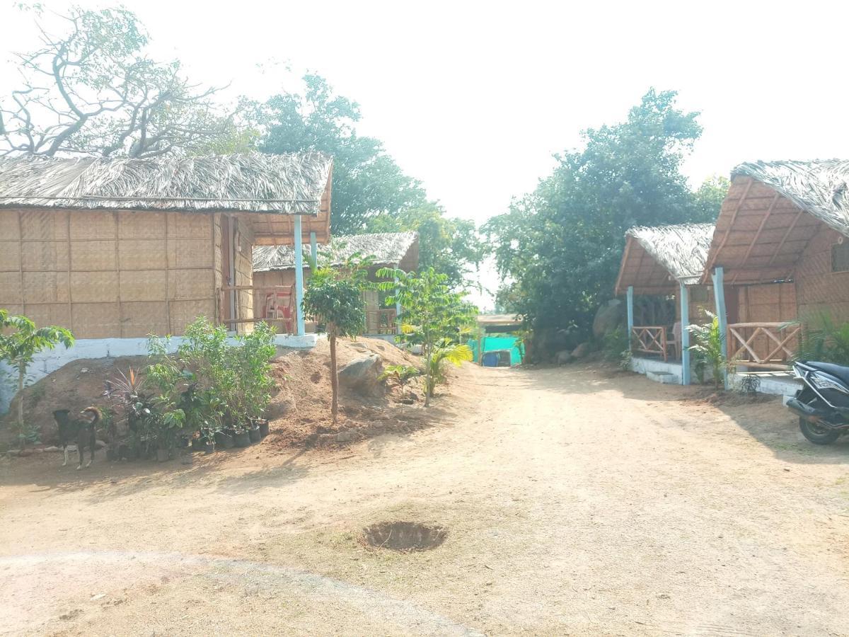 Hampi Nature Cottage Eksteriør billede